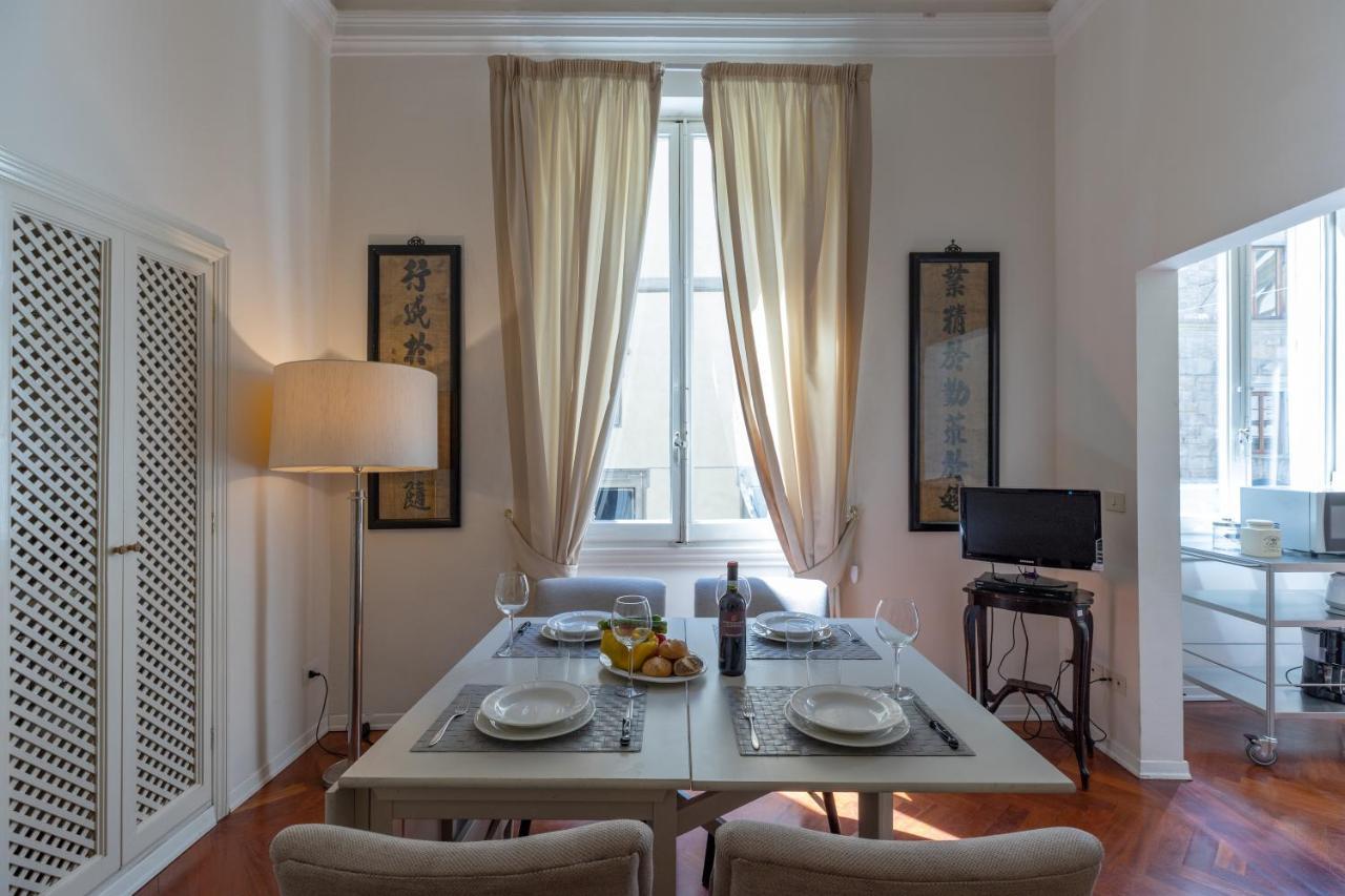 Big Apartment A Stone'S Throw From The Duomo فلورنس المظهر الخارجي الصورة