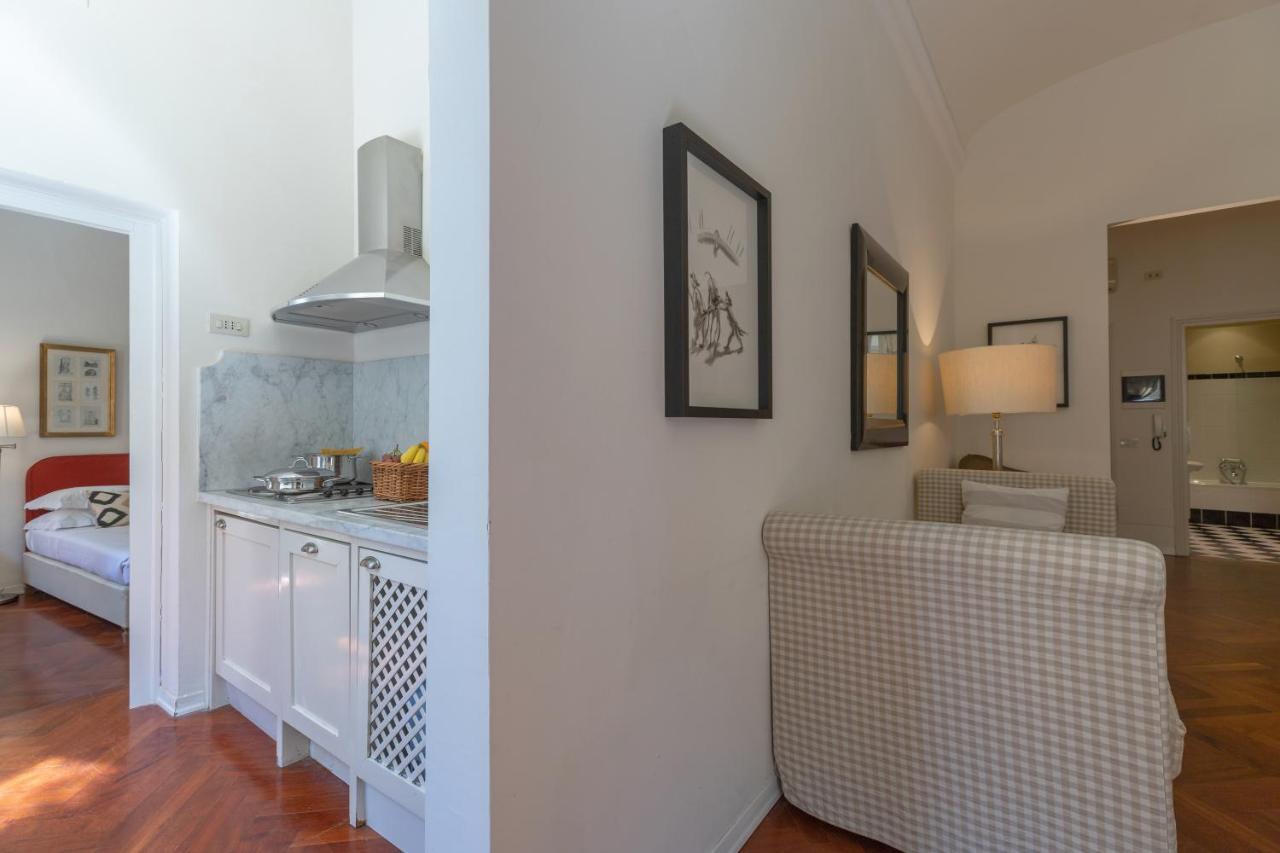 Big Apartment A Stone'S Throw From The Duomo فلورنس المظهر الخارجي الصورة