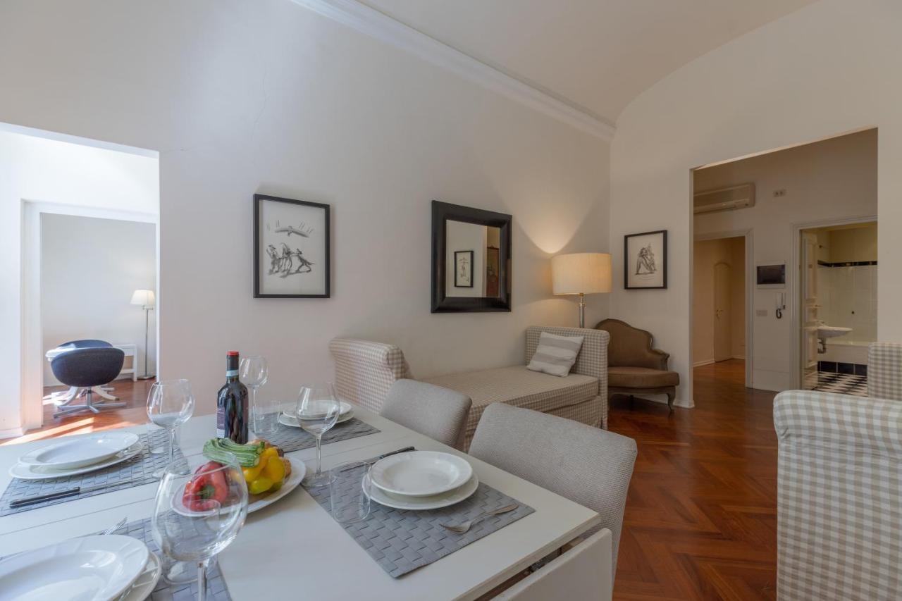 Big Apartment A Stone'S Throw From The Duomo فلورنس المظهر الخارجي الصورة